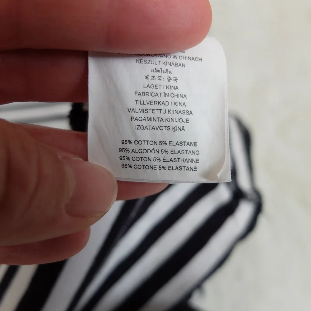Michael Kors Black & White Striped Short Sleeves Tee Size Small